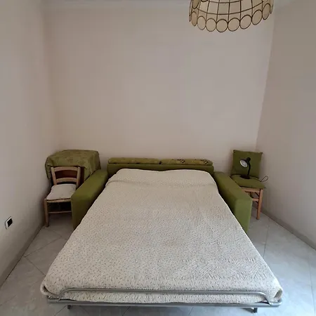 Flyway بيت ضيافة نابولي